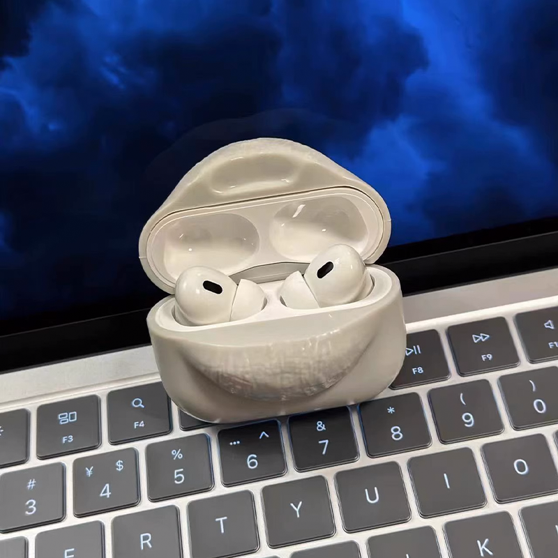 キューティクルリップシリコンケース【AirPods(エアーポッズ)】