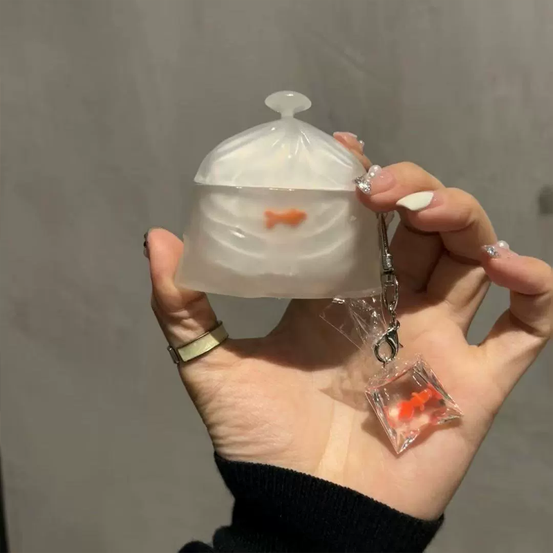 バッグウィズゴールドフィッシュケース【AirPods(エアーポッズ)】
