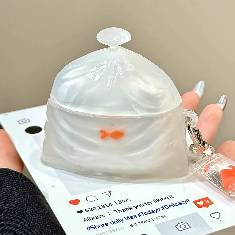 バッグウィズゴールドフィッシュケース【AirPods(エアーポッズ)】