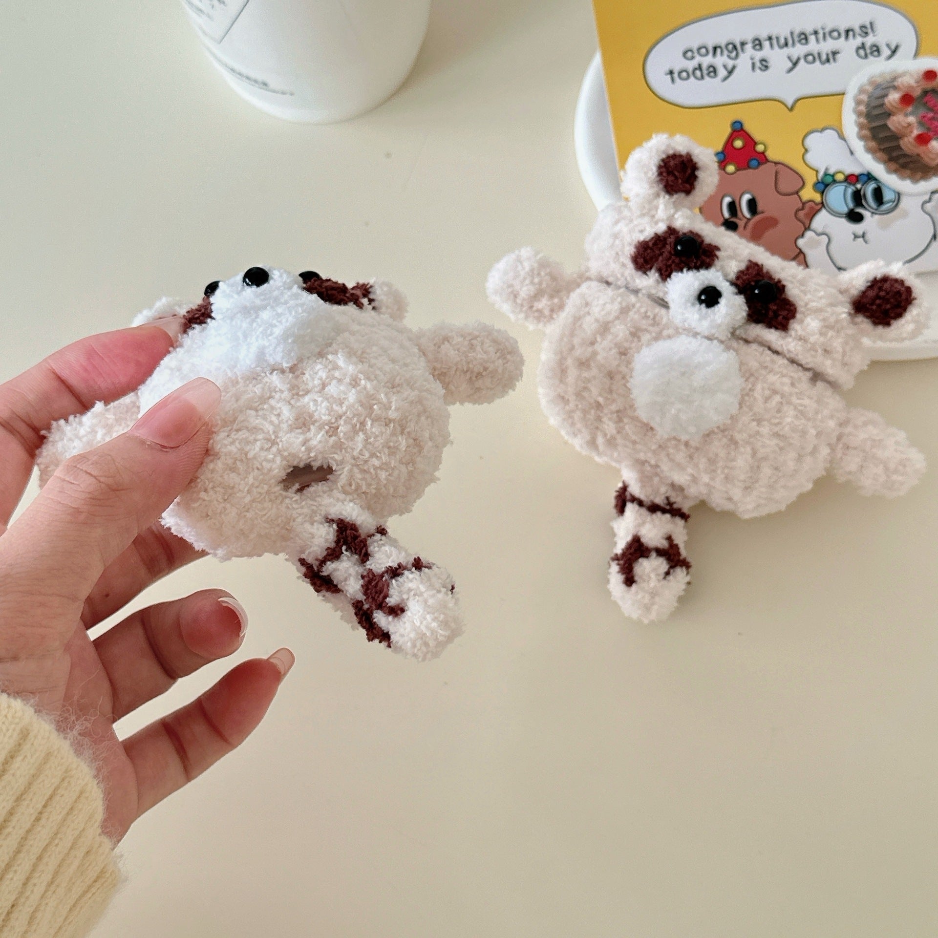 プラッシュアライグマケース【AirPods(エアーポッズ)】