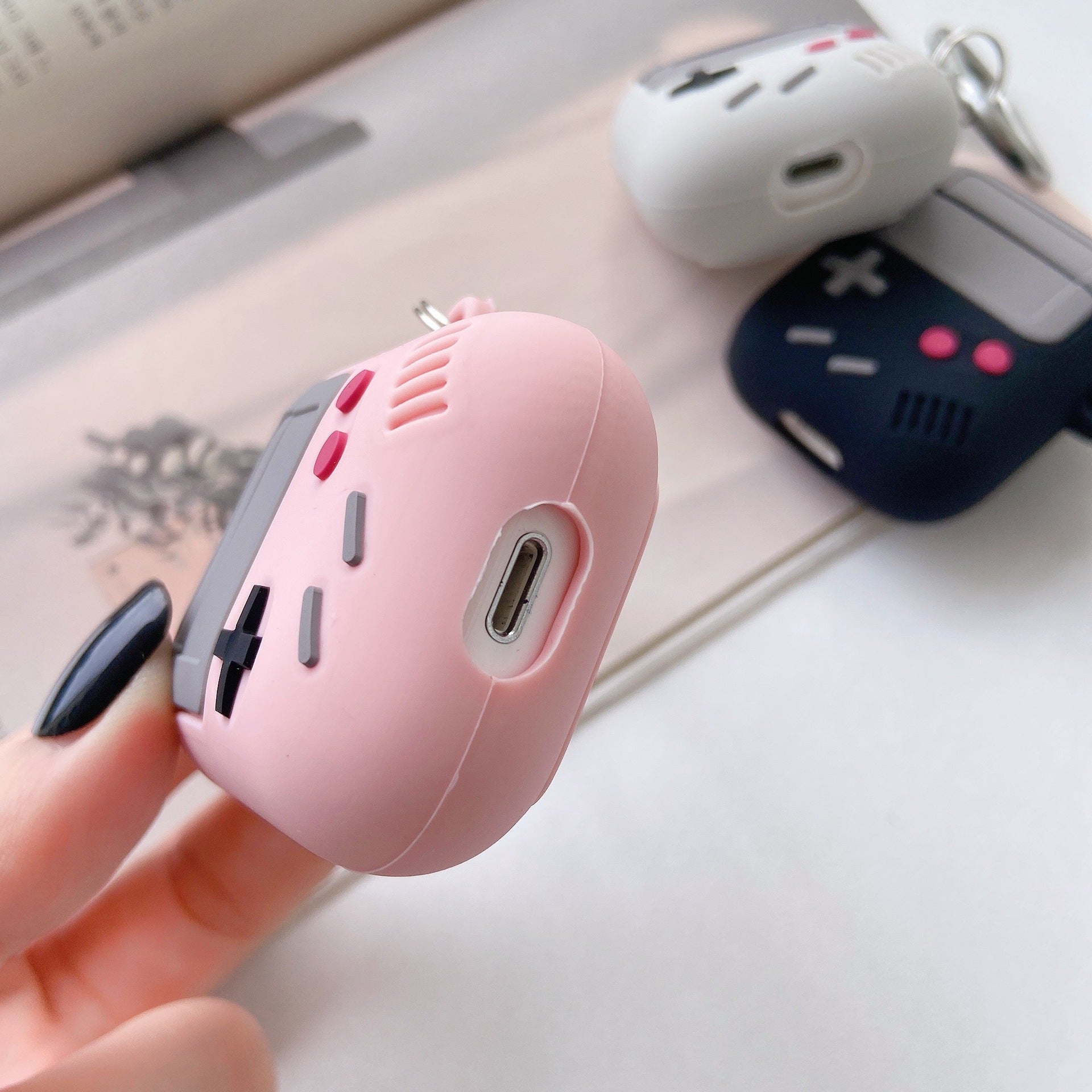 ユニークゲーミングシリコンケース【AirPods(エアーポッズ)】