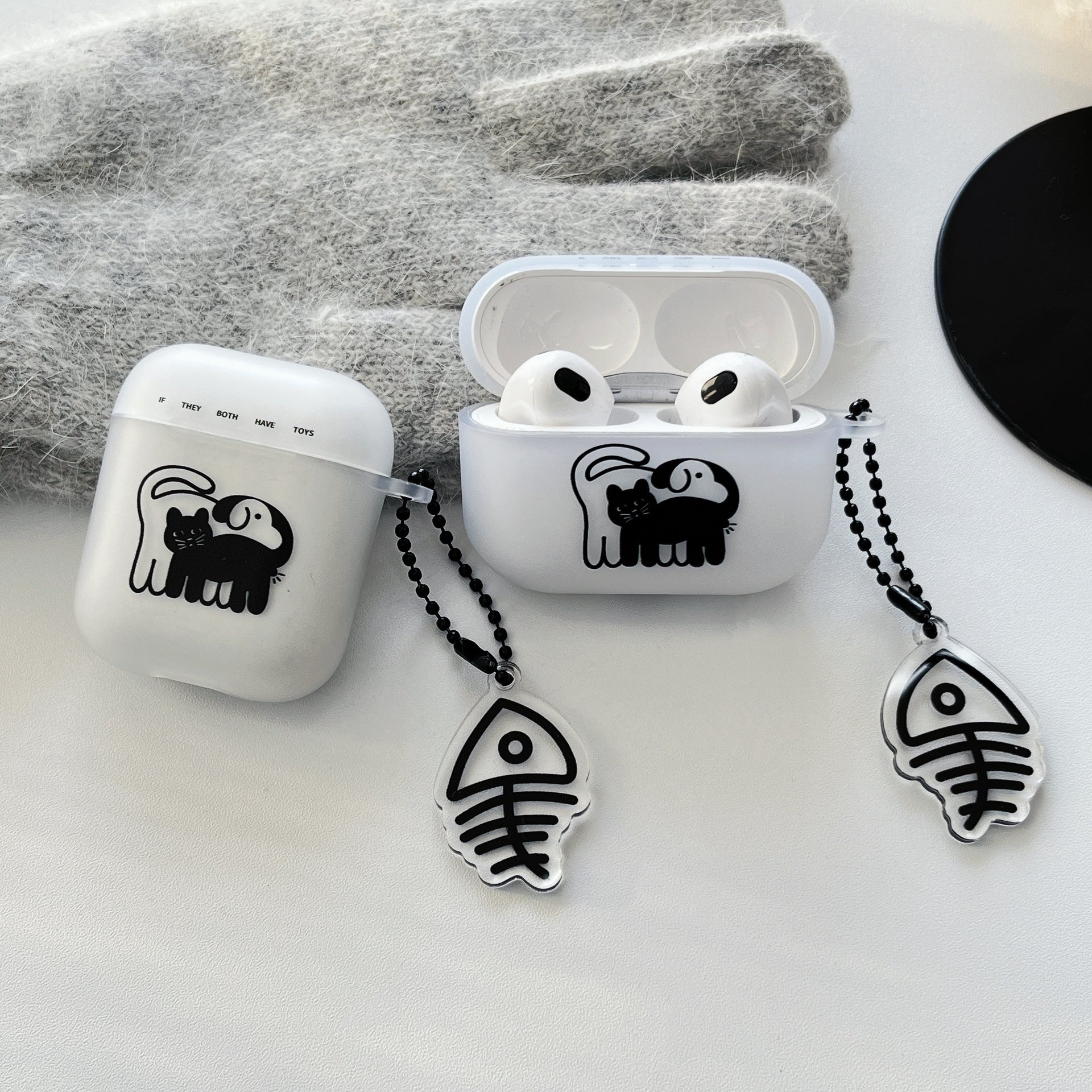 キャットアンドドッグハグケース【AirPods(エアーポッズ)】