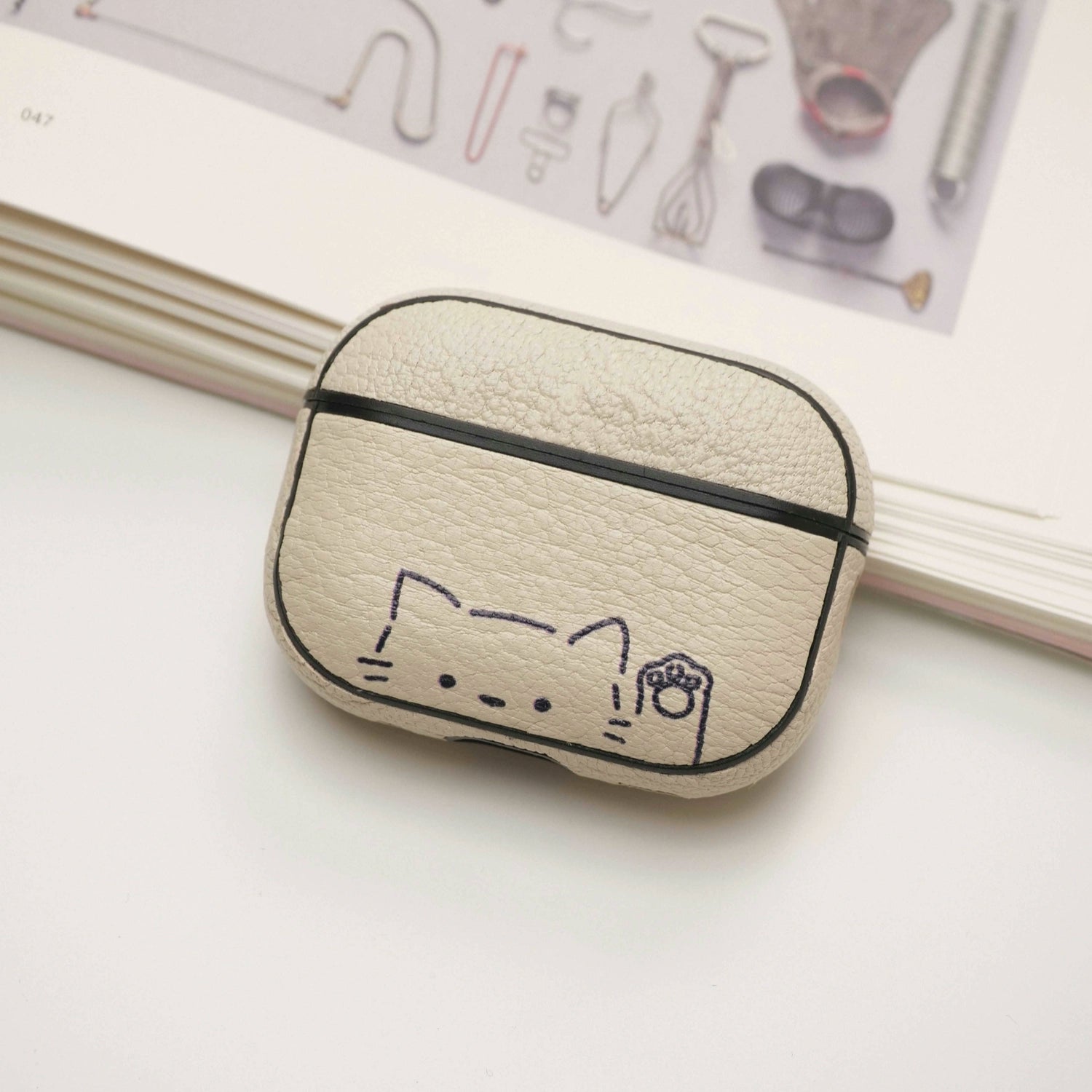 レザーキャットハイタッチプレミアムケース【AirPods(エアーポッズ)】