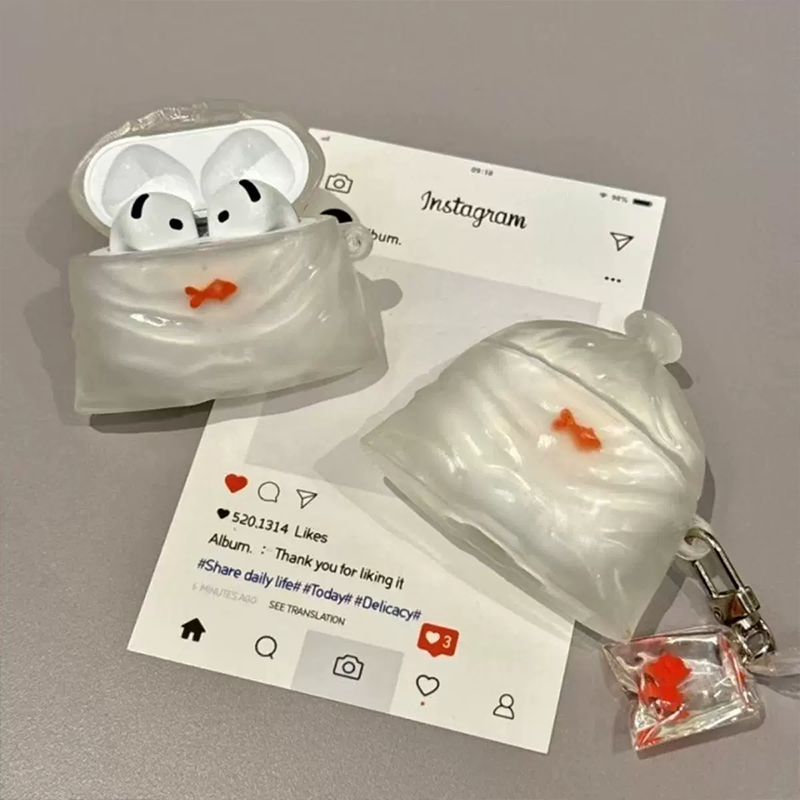 バッグウィズゴールドフィッシュケース【AirPods（エアーポッズ）】