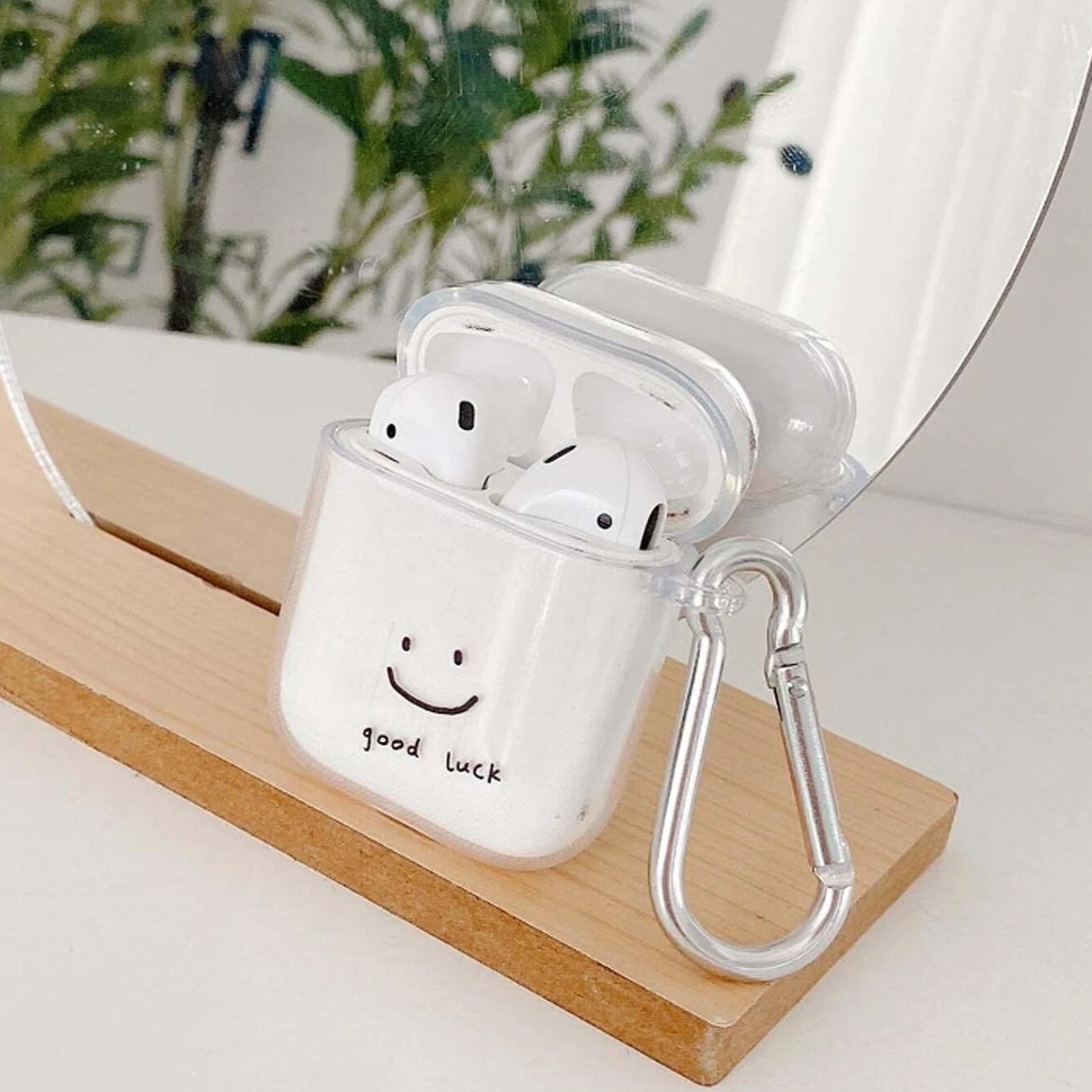 グッドラックスマイルケース【AirPods（エアーポッズ）】